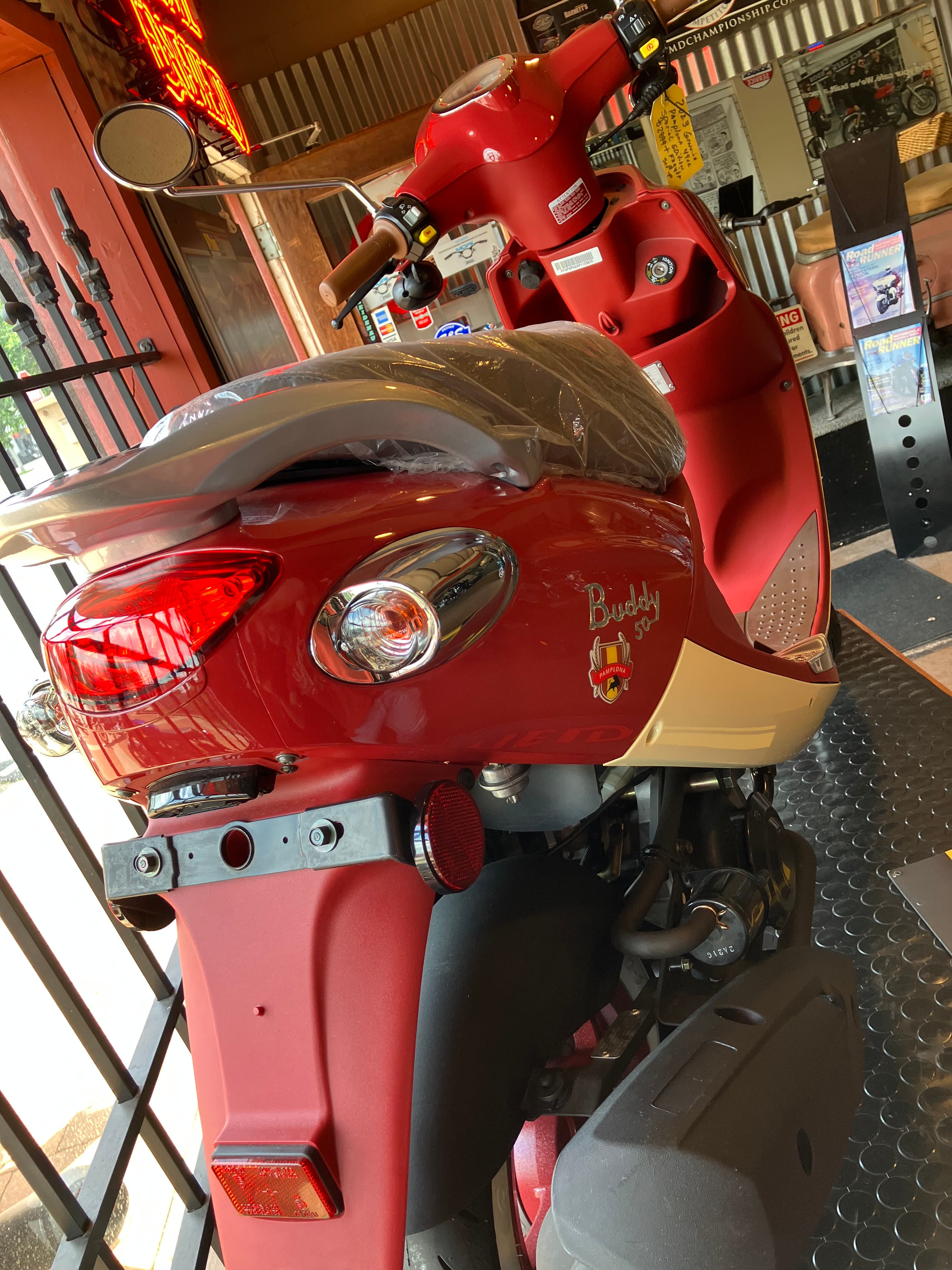 2023 GENUINE SCOOTERS Buddy 50