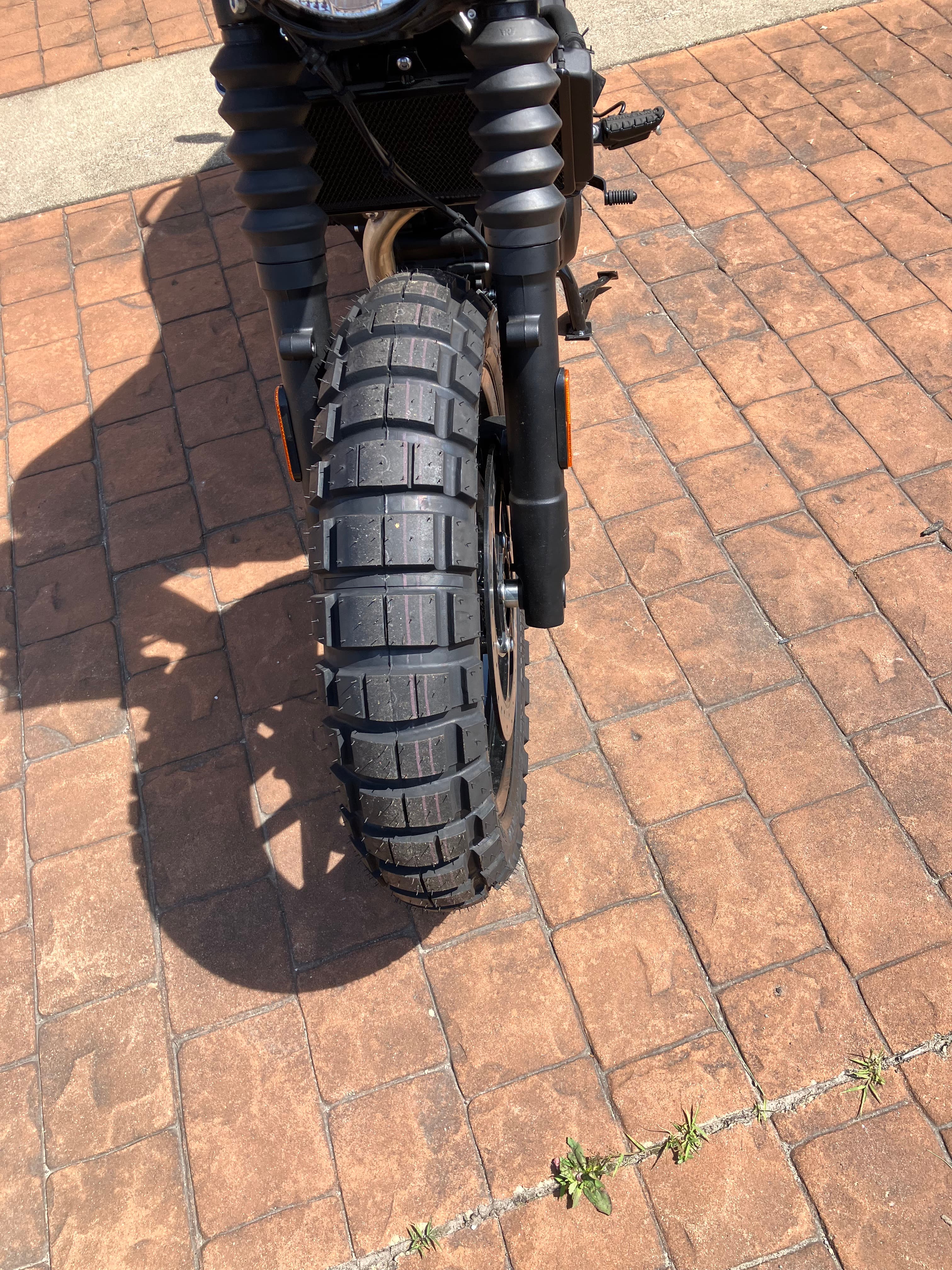2026 Royal Enfield Guerrilla 450